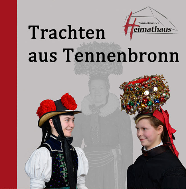 Heimathaus Trachtenbuch wird vorgestellt