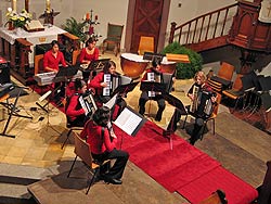 Kirchenkonzert Akkordeonorchester Tennenbronn 2006