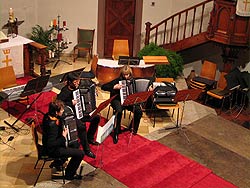 Kirchenkonzert Akkordeonorchester Tennenbronn 2006