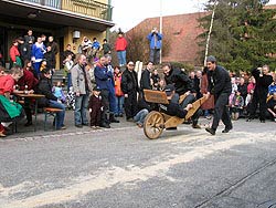 Fasnet 2007 Fassdaubenrennen