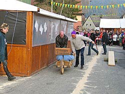 Fasnet 2007 Fassdaubenrennen