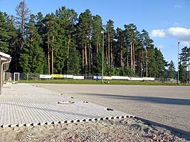 Der Kunstrasenplatz