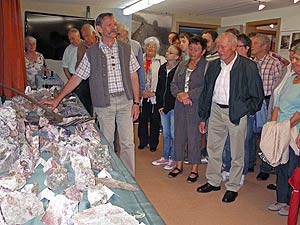 Fritz Wöhrle referiert über die Geschichte des Tennenbronner Steinbruch