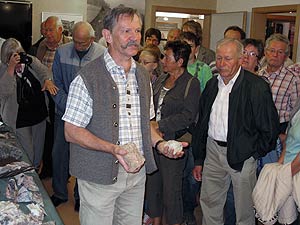 Fritz Wöhrle referiert über die Geschichte des Tennenbronner Steinbruch