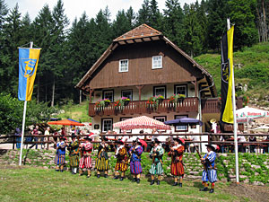 Fahnenweihe im Bernecktal