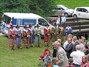 Fahnenweihe im Bernecktal