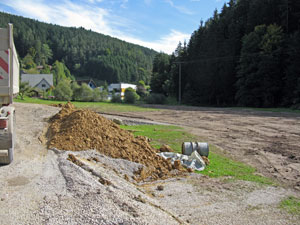 Arbeiten am Dorfplatz-Hauptsammler