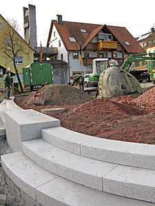 Arbeiten am Dorfplatz-Hauptsammler