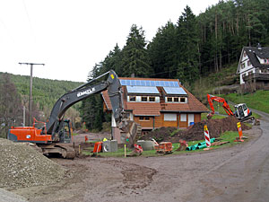 Arbeiten am Dorfplatz-Hauptsammler