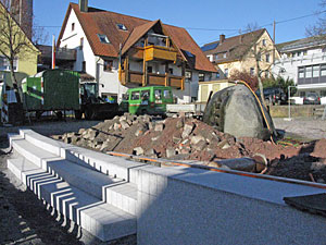 Arbeiten am Dorfplatz-Hauptsammler