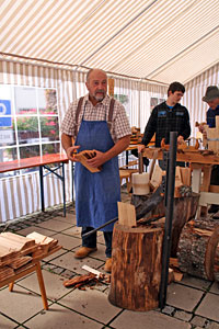 Holztag im Heimathaus