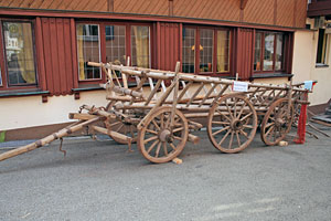Holztag im Heimathaus