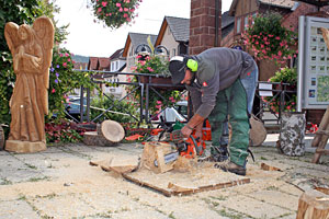 Holztag im Heimathaus