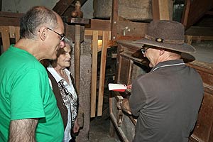 Vorfhrung der Wiesenbauernmhle