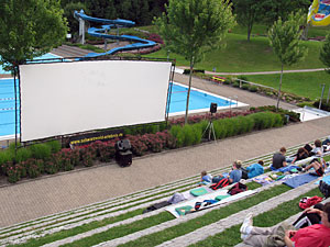 Openair-Kino im Freibad