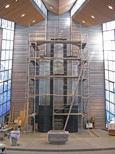 Neue Orgel wird aufgebaut