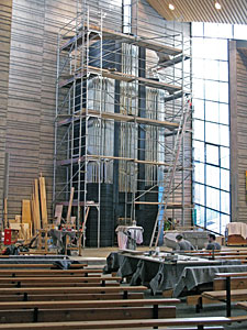 Neue Orgel wird aufgebaut