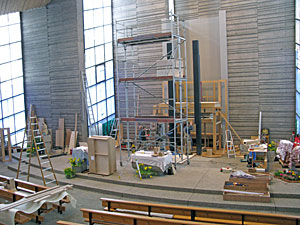Neue Orgel wird aufgebaut