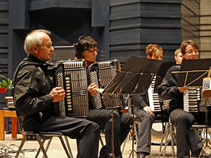 Kirchenkonzert des Akkordeonorchesters