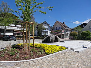 Dorfplatz neu gestaltet