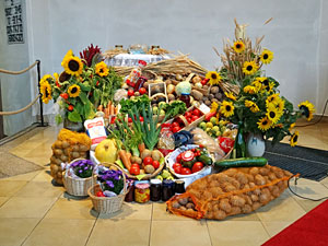 Erntedank in der Evangelischen Kirche Erntedank in der Evangelischen Kirche