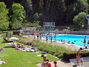 Schwimmbad Tennenbronn