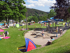 Schwimmbad Tennenbronn