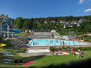 Schwimmbad Tennenbronn