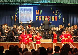 Akzente: Frohsinnn und Tanzschule Arabesque