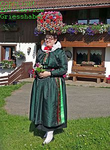 Bilder der Tennenbronner Tracht