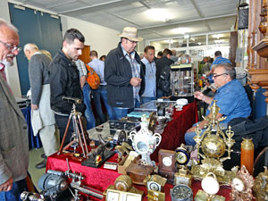 Antik-Uhrenbrse und Trdlermarkt in Furtwangen