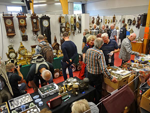 Antik-Uhrenbrse und Trdlermarkt in Furtwangen