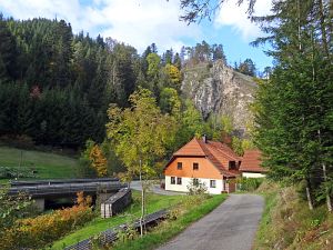 Goldener Herbst in der Berneck