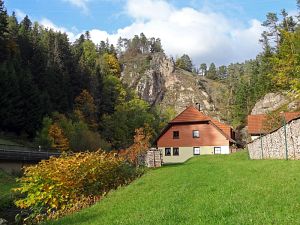 Goldener Herbst in der Berneck