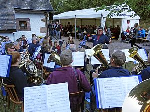 Zwiebelkuchenfest Harmonie Tennenbronn