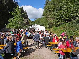 Zwiebelkuchenfest Harmonie Tennenbronn