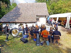 Zwiebelkuchenfest Harmonie Tennenbronn