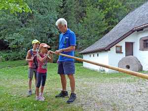 Kinderferienprogramm mit Orgel und Alphorn