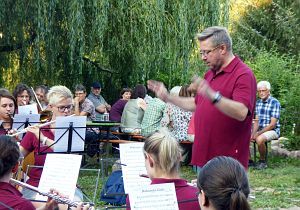 Musik unterm Lindenbaum