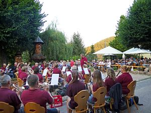 Musik unterm Lindenbaum