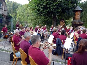 Musik unterm Lindenbaum
