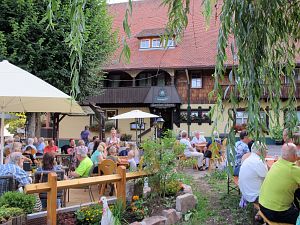 Musik unterm Lindenbaum