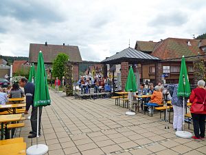 Knpflespieler Rathausvorplatz