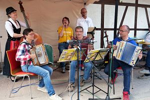 Weinfest des Akkordeonorchesters
