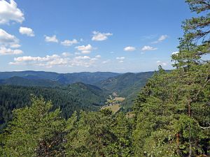 Wanderung zum Apfelfelsen