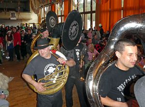 Fasnetsonntag Festhalle