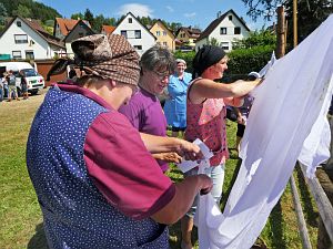Waschweiber beim WLS Waldfest