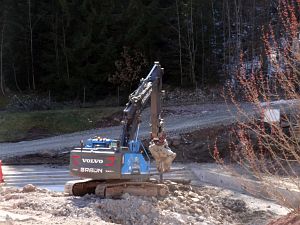 Abrissarbeiten am Schwimmbad