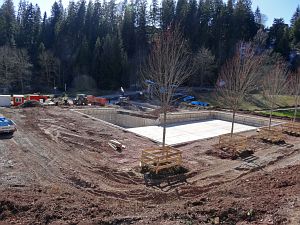 Abrissarbeiten am Schwimmbad
