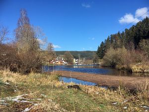 Spaeter Schnee in Tennenbronn